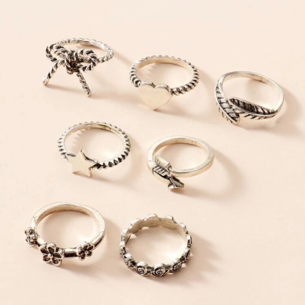 7 Silver Rings Set - Picture 3 of 4